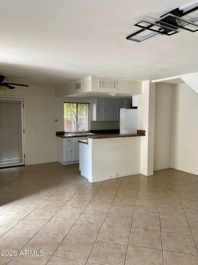 Building Photo - 10431 North 11th St