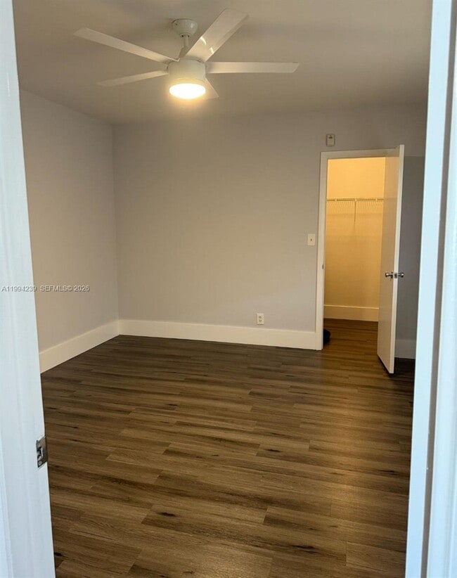 Building Photo - 1824 Monroe St