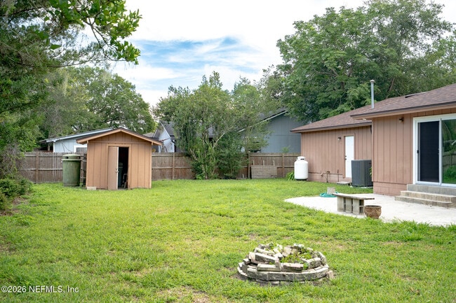 Building Photo - 4909 Beige St