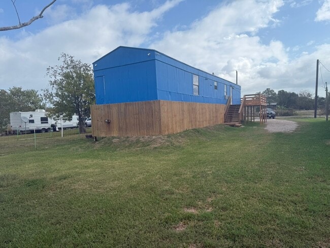 Building Photo - 428 15th St