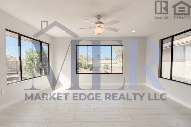 Building Photo - 3Bed/3Bath Home in 55+ Age Restricted Community in Sun City West! Move-In Ready on 06/04/2026! --...