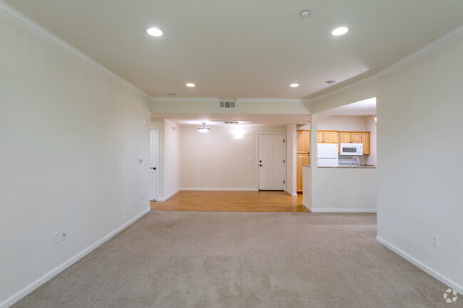 Interior Photo - Encinal Place