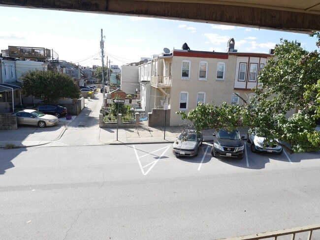 Building Photo - Corner Rowhouse Upper Unit-Canton, MD