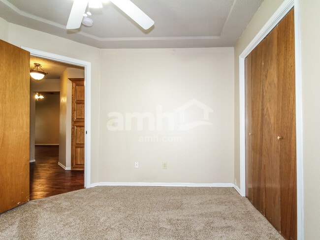 Building Photo - 8824 NW 85th St