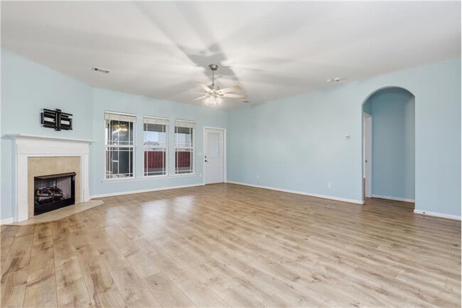 Building Photo - 13 Concordia Dr