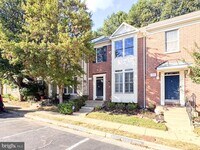 Building Photo - 11742 Valley Ridge Cir