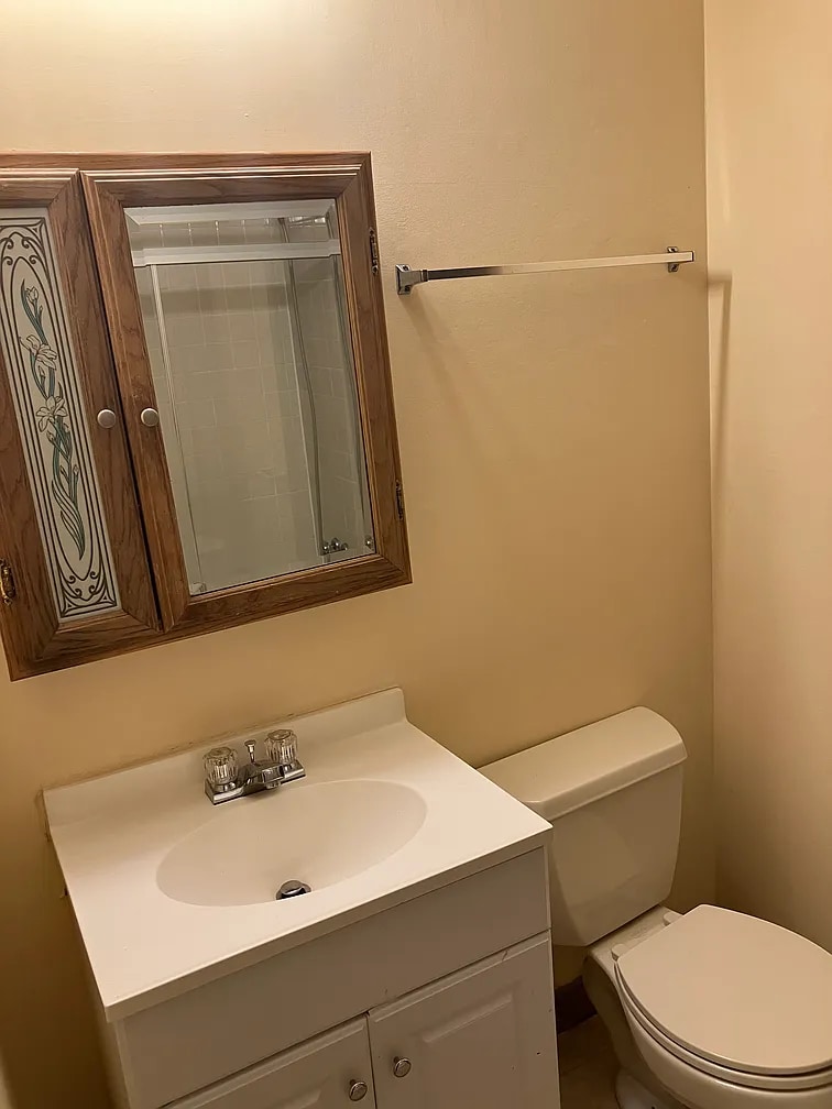 Building Photo - Room in Duplex on Vonda Ln SW