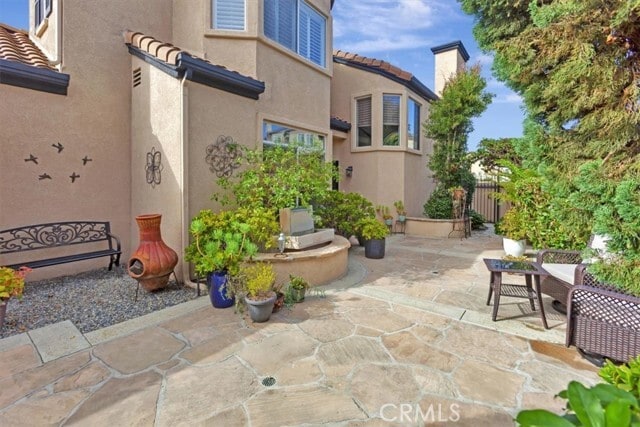 Building Photo - 17 Marquesa