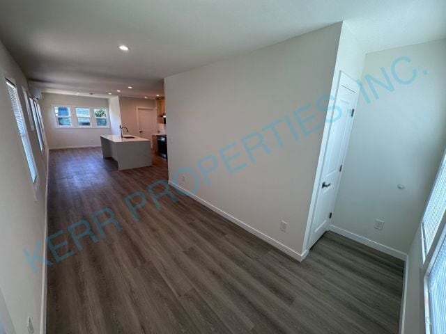 Building Photo - Charming 2-Bed, 2-Bath Duplex Retreat in V...
