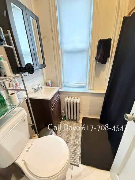 Building Photo - 11 Allston St