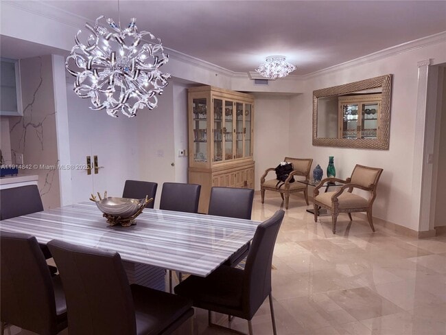 Building Photo - 4779 Collins Ave