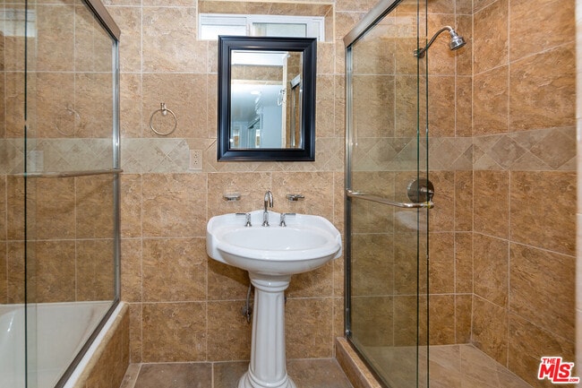 Building Photo - 3751 Scadlock Ln