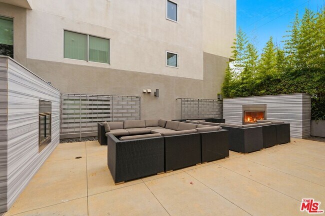 Building Photo - 1700 Sawtelle Blvd