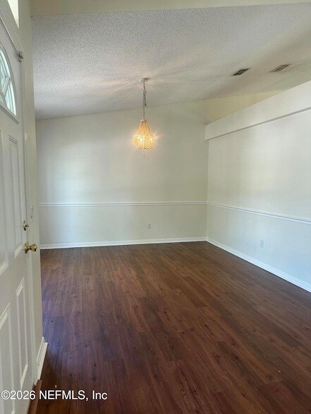 Building Photo - 13735 Devan Lee Dr E