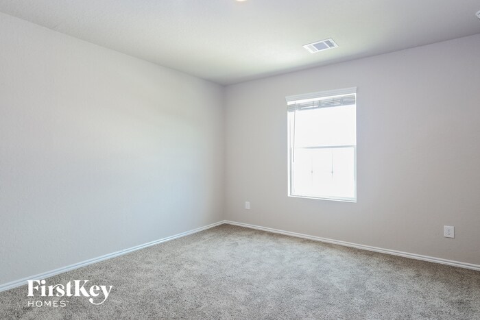 Building Photo - 1915 Morse Way