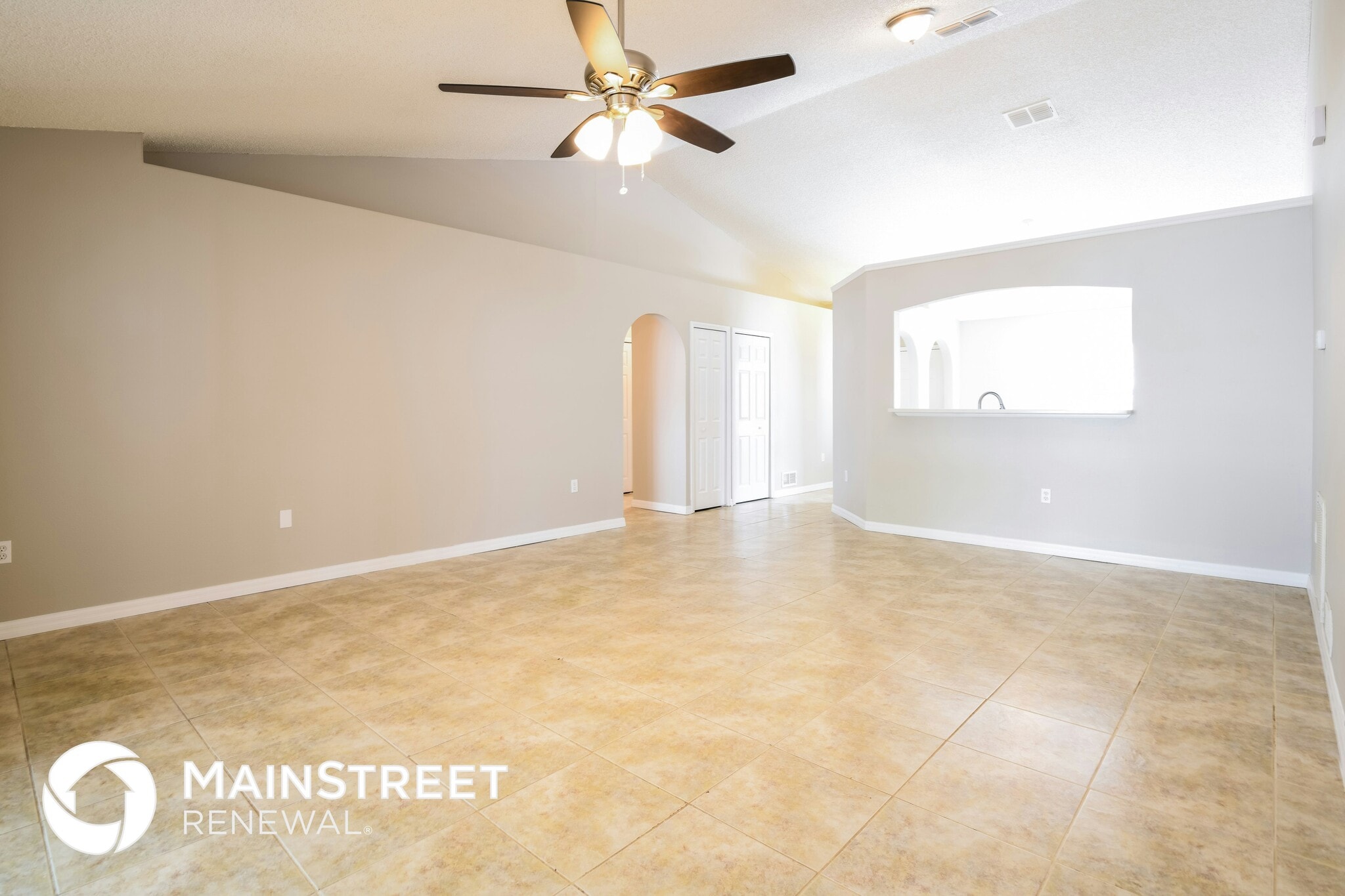 Building Photo - 2079 De Carlo Ave