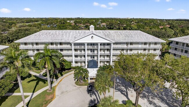 Building Photo - 2581 Village Blvd