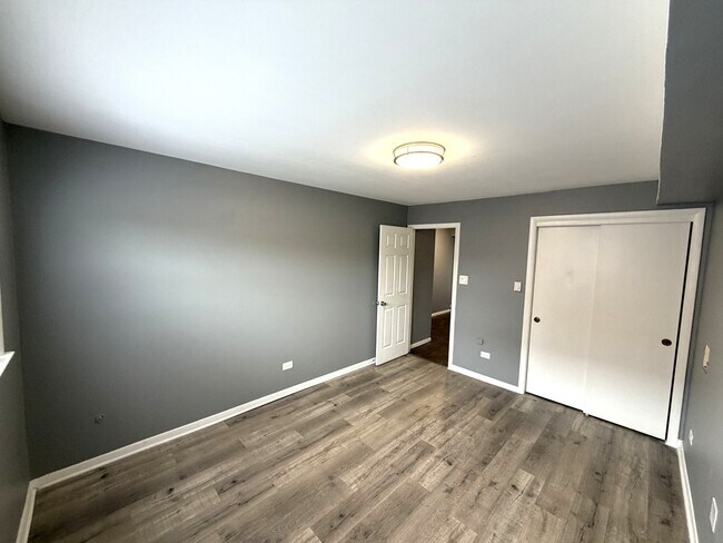 Building Photo - 3754 W 120th St