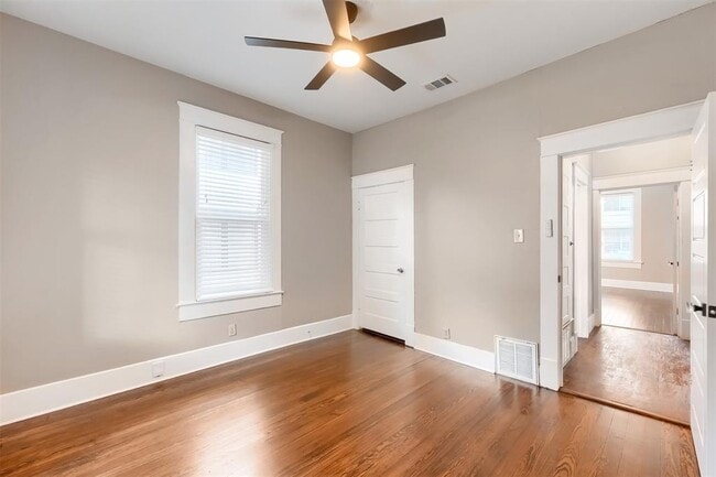 Building Photo - 4308 Avenue G