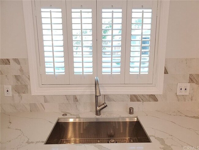 Building Photo - 2935 La Tierra St