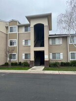 Building Photo - 565 Peerless Way