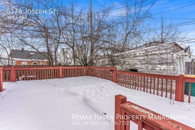 Building Photo - 5176 Joseph St