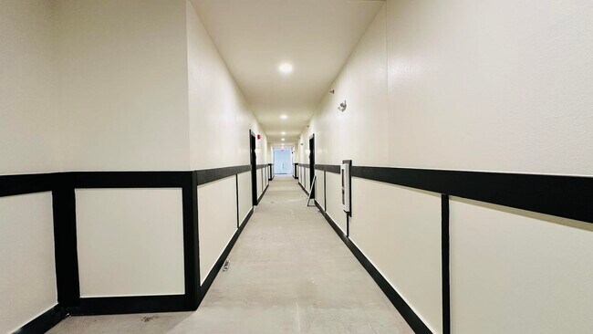 Building Photo - 19100 Woodland Hills Dr