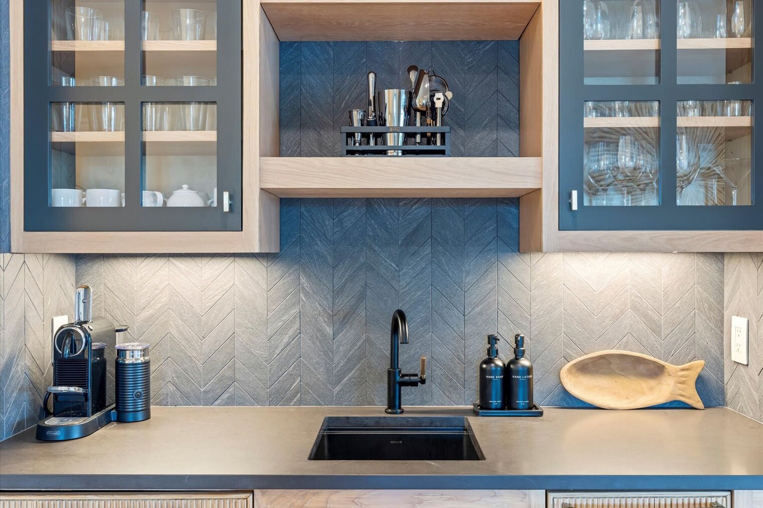 Building Photo - 388 Gatewood Dr