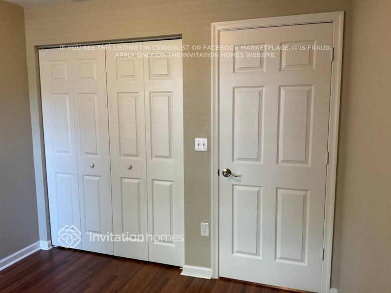 Building Photo - 5821 Azalea Cir