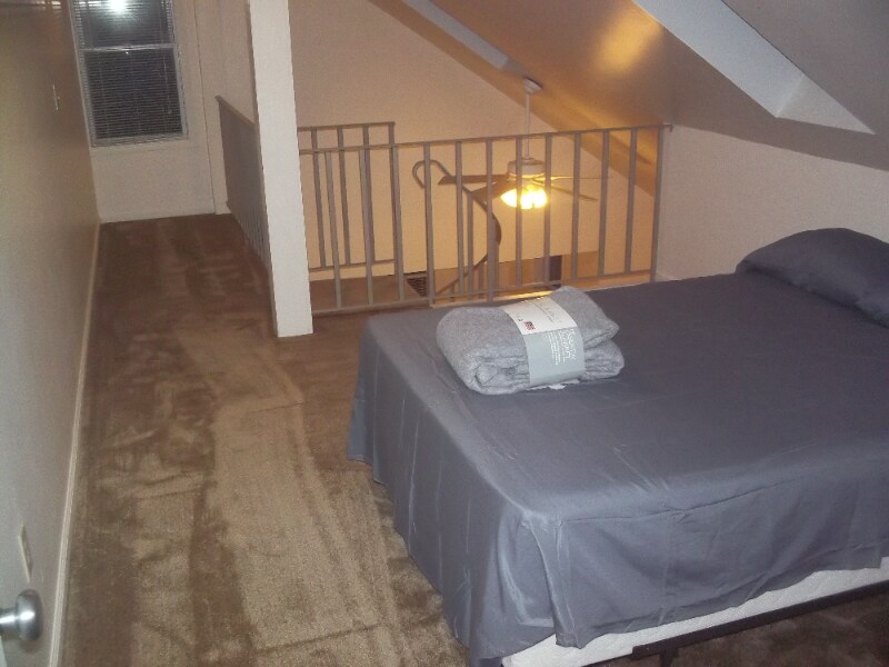 Building Photo - 330-332 Green St