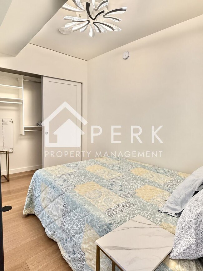 Building Photo - Modern 1 Bed, 1 Bath Condo at Koda