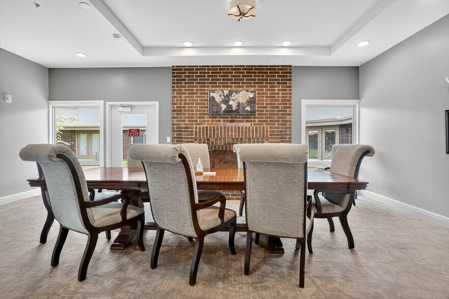 Building Photo - 2900 NE Kendallwood Pkwy