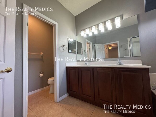 Building Photo - 149 Perfect Dr