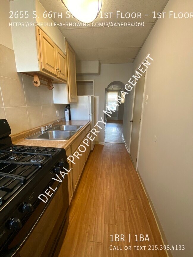 Building Photo - 2655 S 66th St