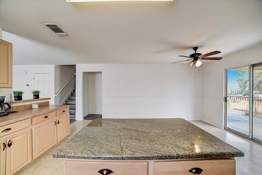 Building Photo - 8823 Veranda Ct