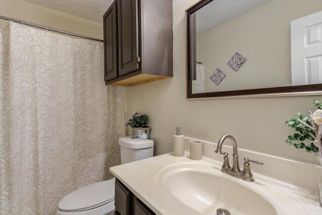 Building Photo - 3401 101st St