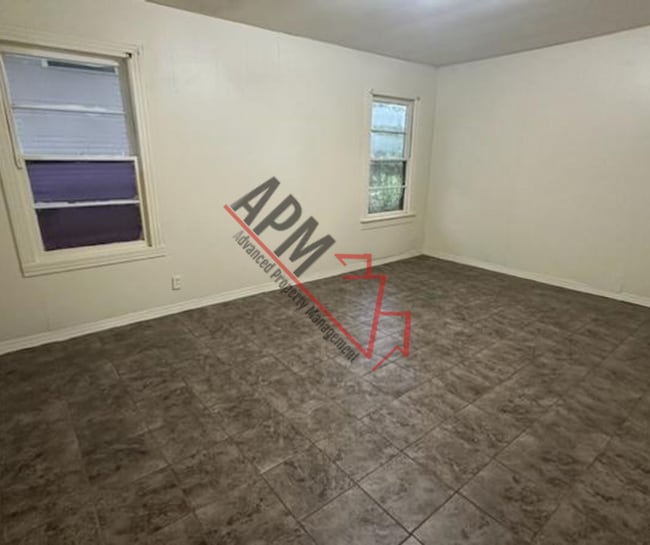 Building Photo - Great 4 bed Family Home