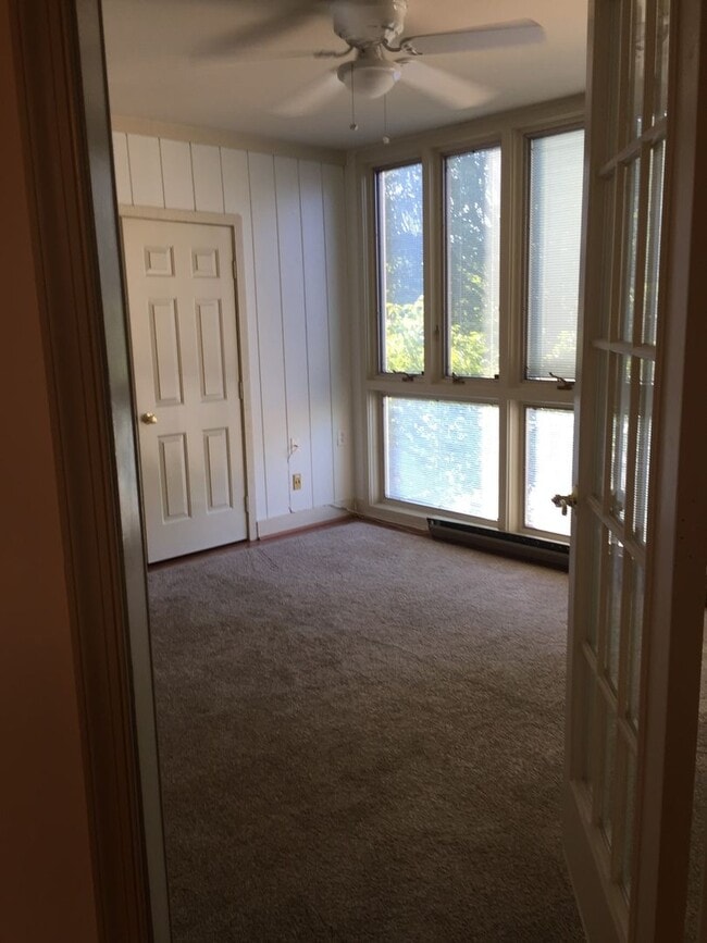 Building Photo - 10714 Kings Riding Way