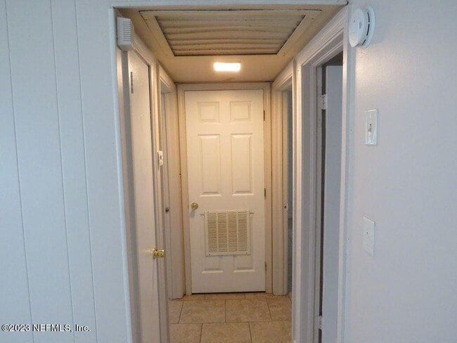 Building Photo - 4828 Lambing Rd