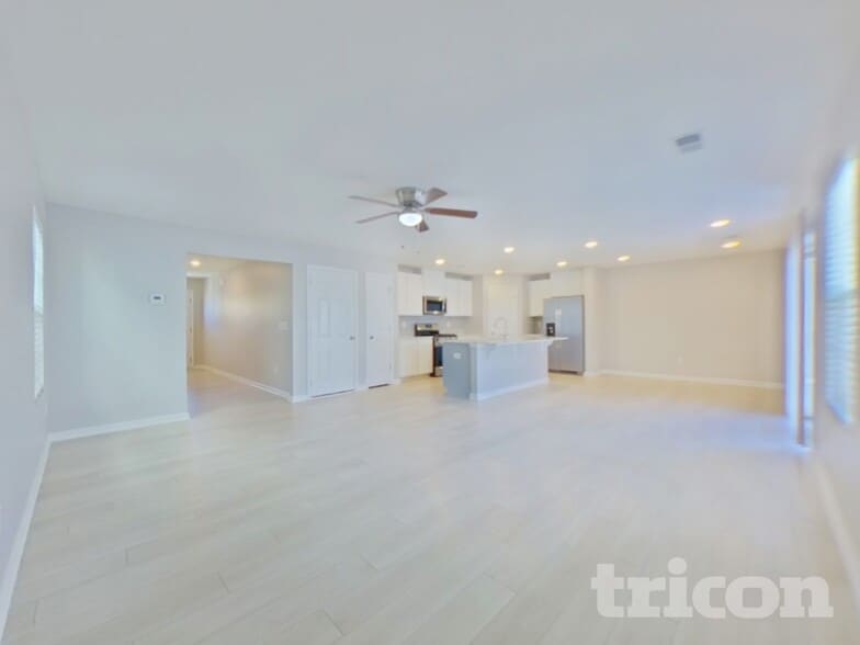 Building Photo - 1918 Landrow Ln