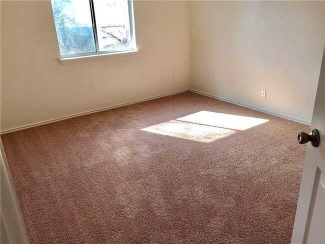 Building Photo - 2009 Mimosa Cove