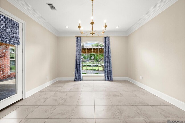 Building Photo - 19537 S Harrells Ferry Rd