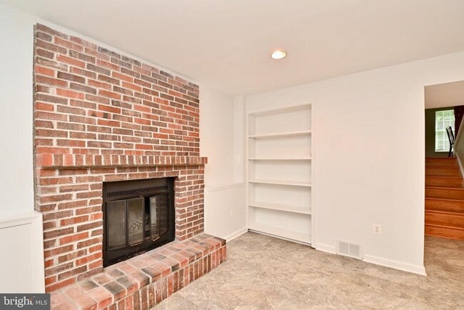Building Photo - 10048 Wood Sorrels Ln