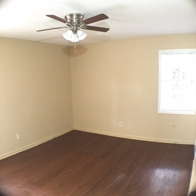 Building Photo - Lovely Home For Rent