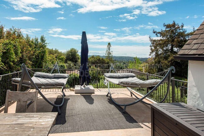 Building Photo - 857 Cheltenham Rd