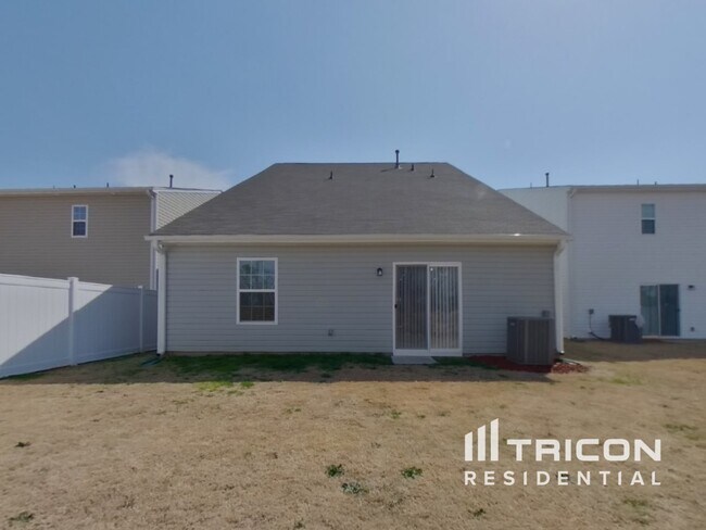 Building Photo - 1755 Southwold Lane