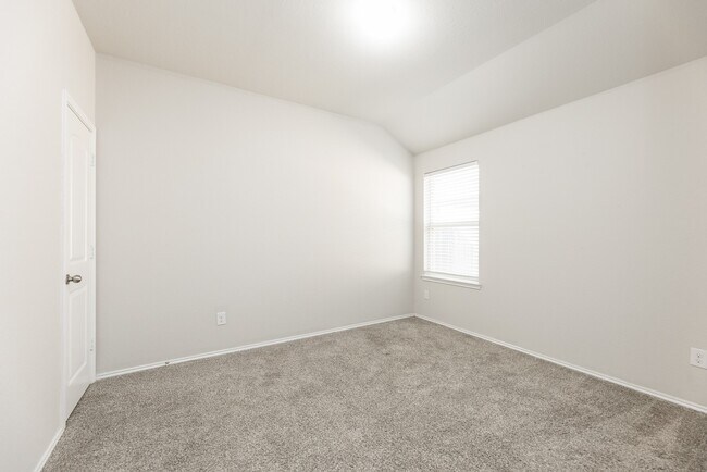 Building Photo - 22730 Busalla Trail