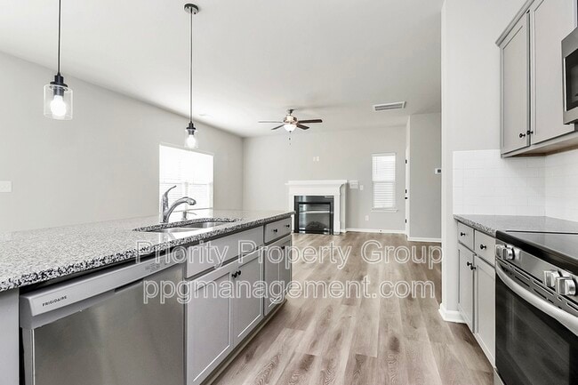 Building Photo - 9054 Stoney Waters Ct