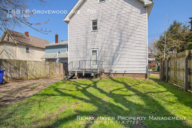 Building Photo - 15816 Grovewood Ave