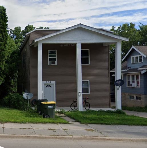 Building Photo - 403 Litchfield Ave SE